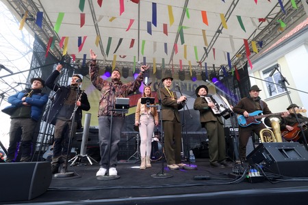 ZLATA POROKA PUSTNI KARNEVAL 99C FOTO LJUBO VUKELIČ